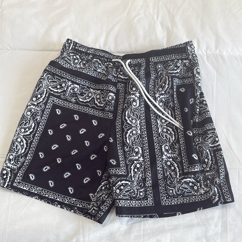Mens Black & White Paisley Swim‎ Trunks